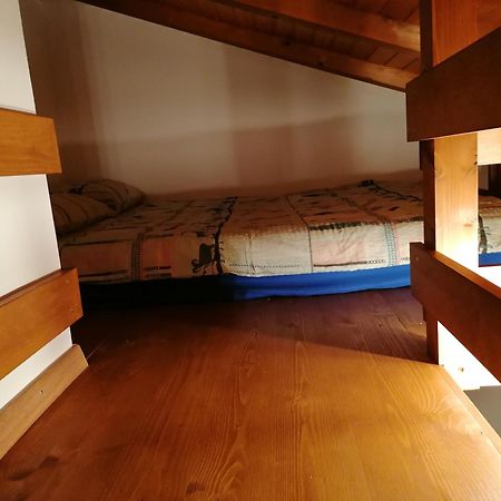 Les Combles Des Combes Hotel Ollon Bagian luar foto